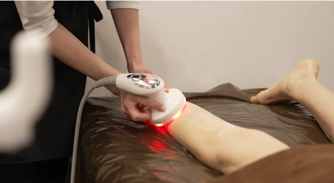 セルライトゼロ2施術風景